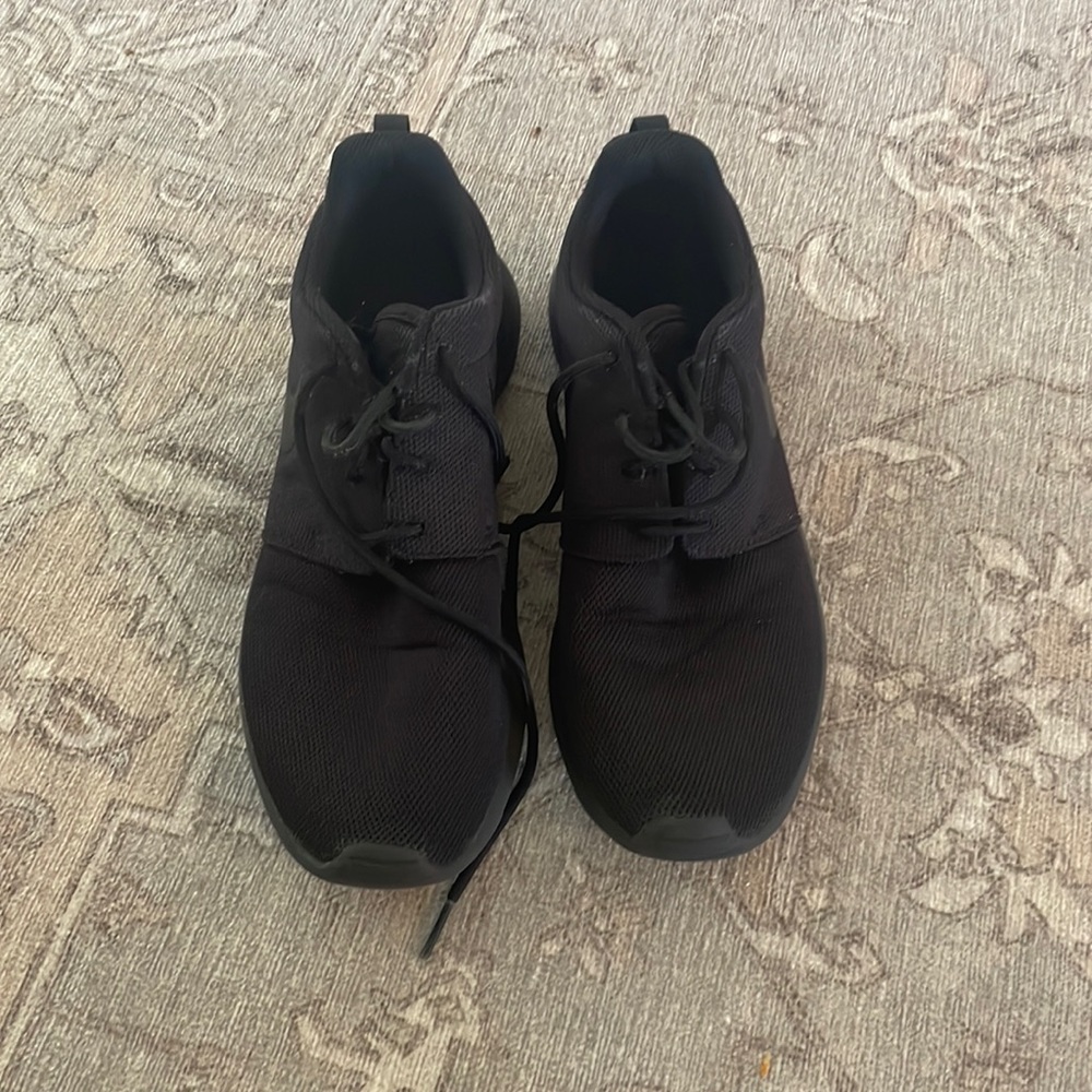 Nike Roshe Run Shoes